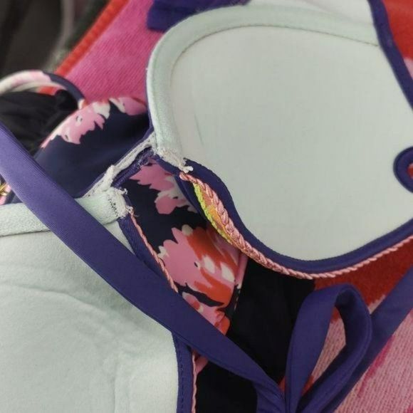 Victoria’s Secret Victoria Royal Blue Lace 34B Bikini Swimsuit Bathing suit Top - Picture 8 of 8